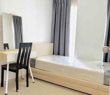 Bang Chak Apartment | Gfeel @Elio Sukhumvit64