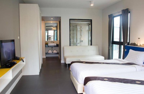 Maha Phruttharam House | Motel ∙ 8 guests