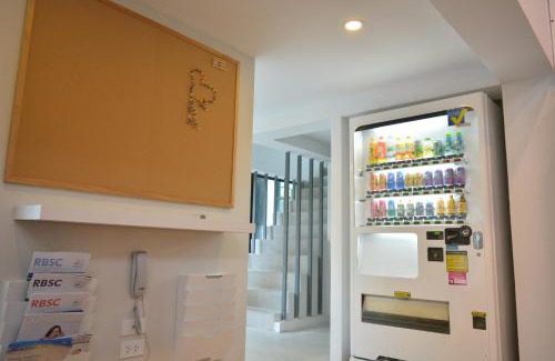 Bangkok Central Business District Hostel | Rezt Bangkok