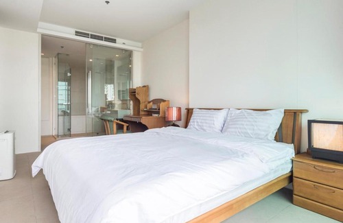Khlong Ton Sai Apartment | The River Sathorn By Favstay