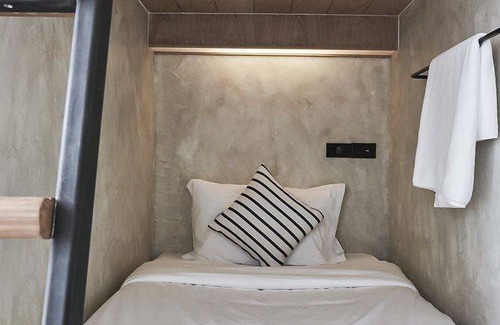 Chong Nonsi Hostel | Vann Bangkok Boutique House