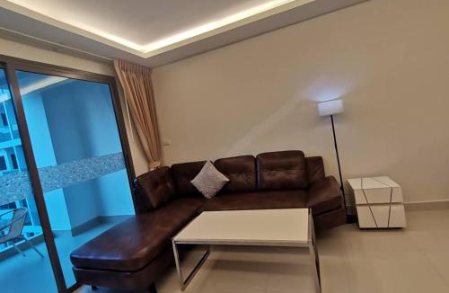 North Pattaya Apartment | คลับรอยัล2bed