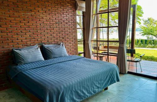 Chanot Hotel | บ้านเคียงสะหวัน