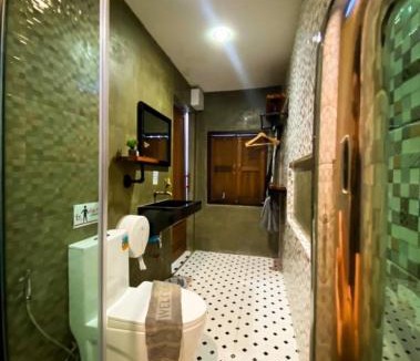 Chanot Hotel | บ้านเคียงสะหวัน