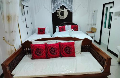 San Klang Hotel | ฝ้ายคำ บูธีค เชียงใหม่