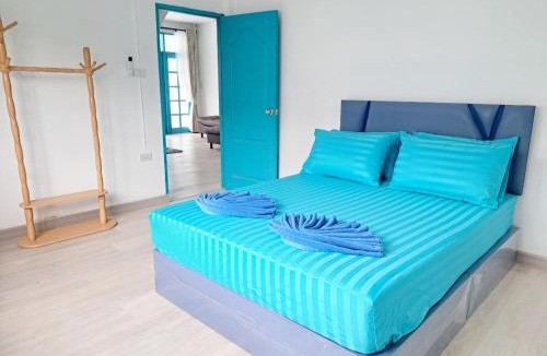 Saen Suk House | พูลวิลล่าบางแสน 3ห้องนอน 4ห้องน้ำ