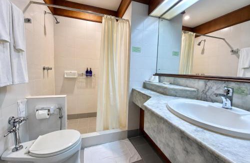 Nai Mueang Hotel | มักนอน โฮเทล อุบล