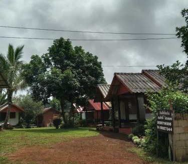 Mok Cham Pae Cabin | สมศักดิ์ โฮมสเตย์ ปางอุ๋ง