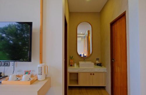 Khanom Hotel | เดอะซีน คาบาน่า บีช รีสอร์ท ขนอม The Scene Cabana Beach Resort Khanom