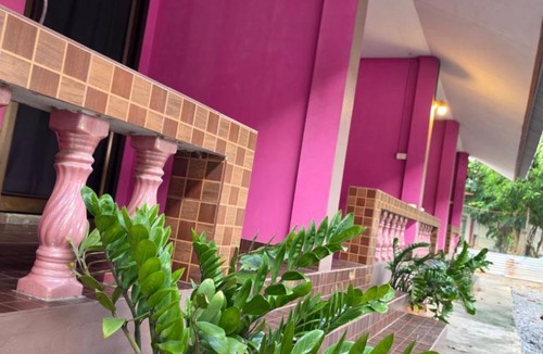 Pho Sai Ngam House | โรงแรมร่มโพธิ์ทอง