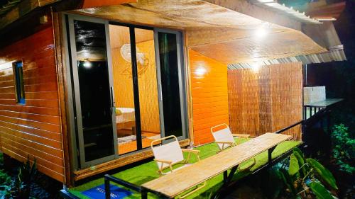 Bo Kluea Apartment | โฮมสเตย์ เนเจอร์ เดอ สะปัน Nature De Sapan