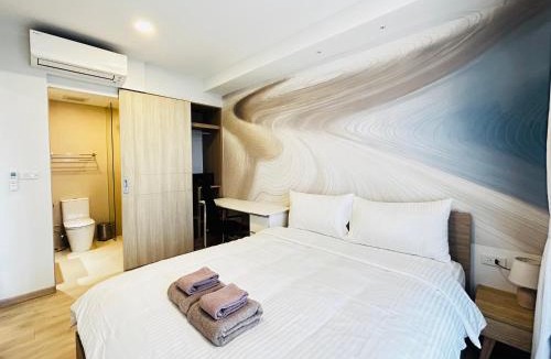 Laguna Apartment | 1 Bdr Sky Park Golf view