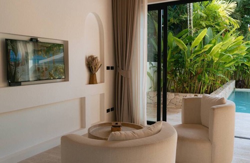 Bophut Hills House | 1 Bedroom Island Retreat central located