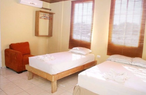 Managua Bed & Breakfast | 1-D ROOM - 2 SINGLE BEDS