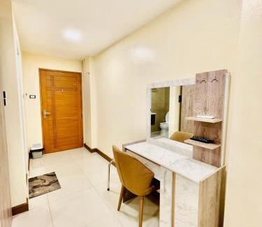 Thanon Phaya Thai House | 122 Home near Baiyoke Sky Tower