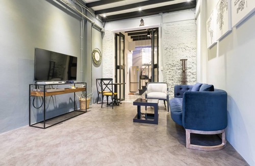 Wang Burapha Phirom House | 196 Oldtown Chic