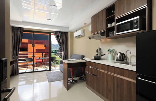 Nai Harn Apartment | 1BR Apartment Mountain View NaiHarn Capital Pro