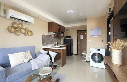 Nai Harn Apartment | 1BR Mountain view Apartment Naiyang | Capital Pro