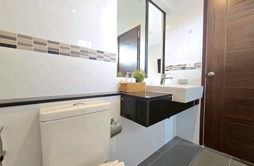 Bang Tao Apartment | 2-Bedroom Loft Condo in Boat Avenue, Phuket