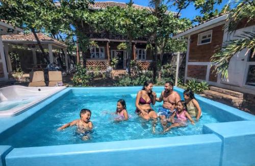 Pochomil House | 2 Casitas for 8 guests on Beach Front w Pool & AC