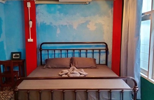 Ratchathewi Hostel | 201 Art in town Hostel