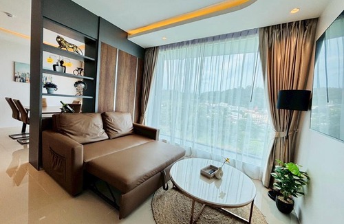 Phuket Apartment | 2BR 4Beds Luxury Condo Pool & Fitness
