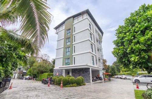 Rawai Apartment | 2BR Pool Condo by Rawai Beach title rawai C241