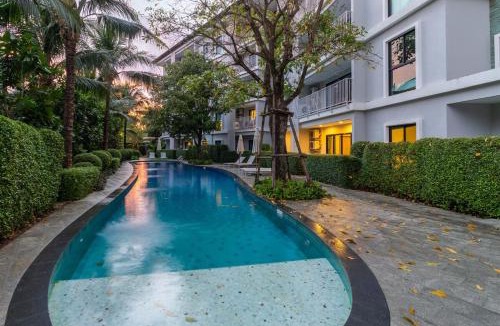 Rawai Apartment | 2BR Pool Condo by Rawai Beach title rawai C241