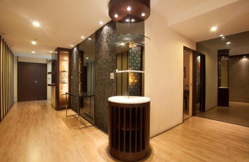 Khlong Toei Nuea House | 2C-Short-term rental allowed-2BRs Downtown Bangkok