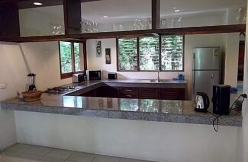 Bang Po House | 3 Bedroom Charming Luxury Villa Located On Bang Por Beach