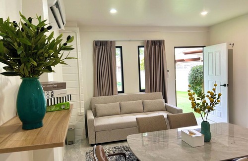 Chalong House | 3-bedroom house in adorable Chalong Phuket with nestled among lush mature trees