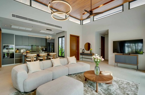 Si Sunthon Villa | 3-bedroom private villa with pool, garden, and spacious living room by Continent