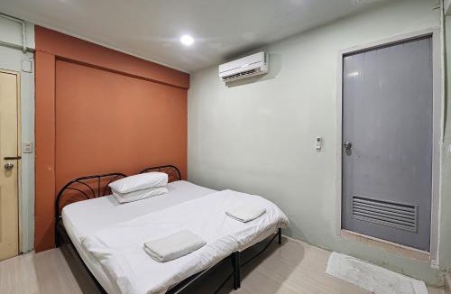 Embassy District Apartment | 33 Saladaeng
