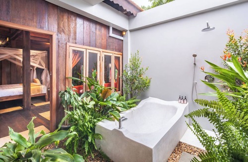 Downtown Siem Reap Villa | 3BR Khmer Heritage Villa, Private Pool