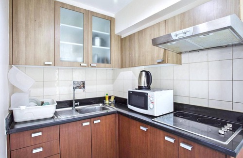 Khlong Toei Nuea Condo | 3C - Short-Term Rental Allowed - Downtown Bkk Serviced Apartment