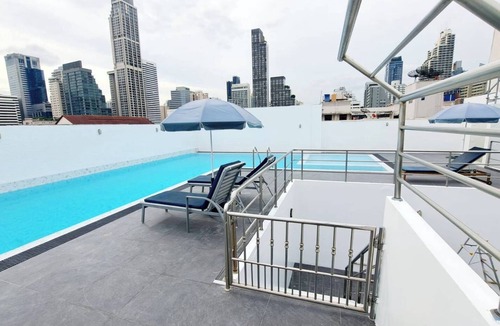 Khlong Toei Nuea Condo | 3C - Short-Term Rental Allowed - Downtown Bkk Serviced Apartment