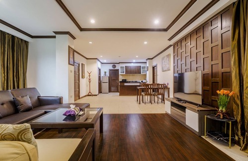 Karon Condo | 4.13 Karon View 2 Bed, 5 Minutes walk Karon Beach