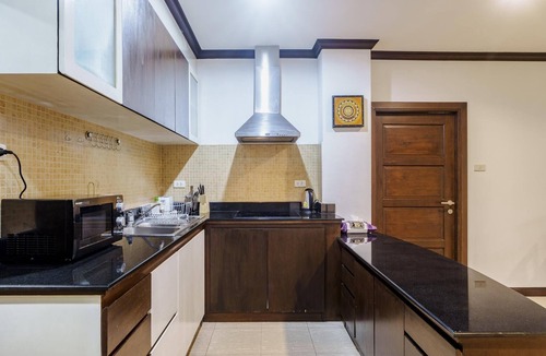 Karon Condo | 4.13 Karon View 2 Bed, 5 Minutes walk Karon Beach