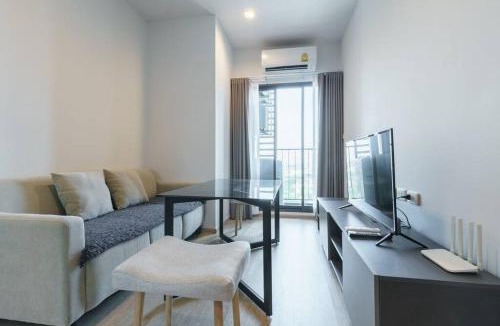 Ramkhamhaeng Apartment | 4-Ideo New Rama 9 游泳池公寓 二房二卫WiFi