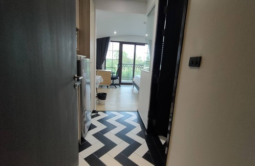 Na Chom Thian Apartment | 422C - Luxury Studio Condo in Na Jomtien with Pool Access