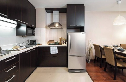 Thonglor Condo | 57m²Clean&Quiet/1GbWiFi/Kingbed/Cook/BalconyWasher