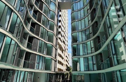 Nana Condo | 6 Star Luxury at The Heart of Bangkok