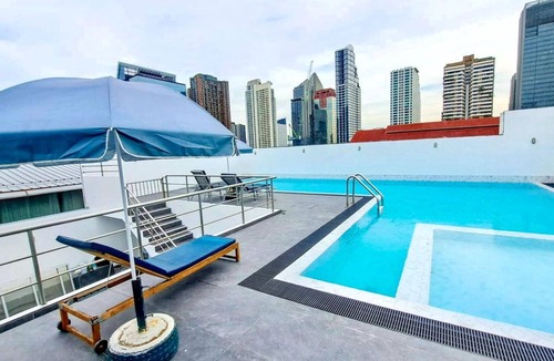 Khlong Toei Nuea Condo | 7A - Short-Term Rental Allowed - Downtown Bkk Serviced Apartment