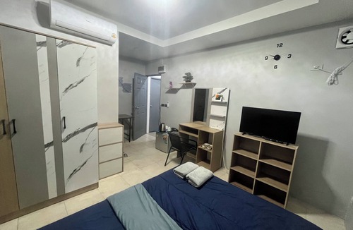 Kathu Apartment | 84 Bar & Guesthouse Room-2