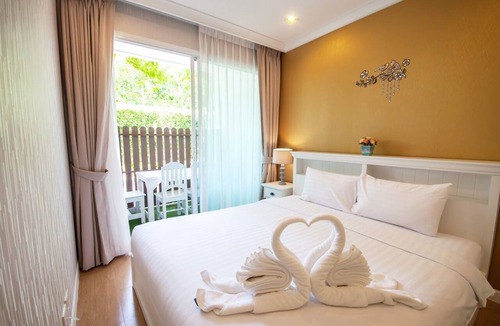 Khao Takiab Apartment | A105 Cozy 2-bedroom apartment with AC in a pleasant location