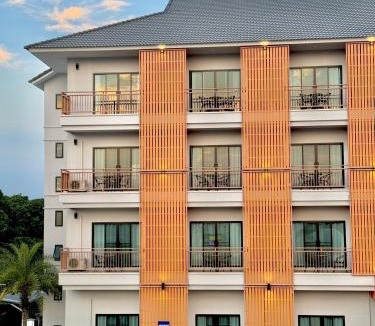 Mae Taeng Hotel | Air Diamond Hotel
