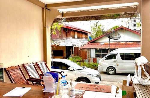 Vang Vieng Hotel | Alisona Guesthouse