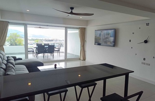 Patong Apartment | Amazing patong seaview, near beach