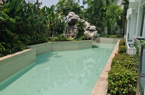 Pratumnak Hill Apartment | Amazon Residence Pool Exit 1Bedroom