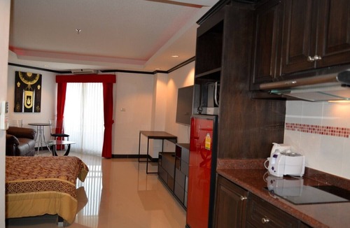 South Pattaya Condo | Angket Hip Residence in Jomtien Angket F14 R1402